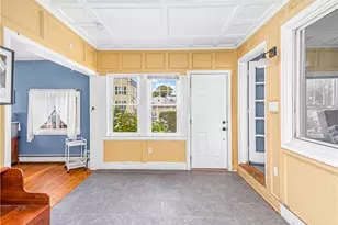 10 Booth Ave, Pawtucket, RI 02861 - Photo 3