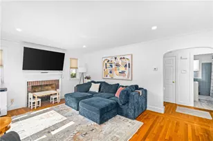 393 Sharon St, Providence, RI 02908 - Photo 11