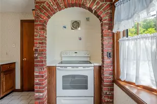 9 Apache Ln, Cumberland, RI 02864 - Photo 13