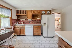 9 Apache Ln, Cumberland, RI 02864 - Photo 11