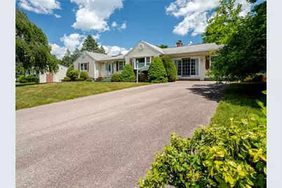 9 Apache Lane, Cumberland, RI 02864 - Photo 3