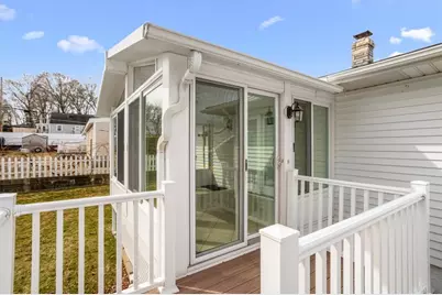 30 Dover Avenue, East Providence, RI 02914 - Photo 39