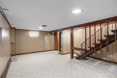 30 Dover Avenue, East Providence, RI 02914 - Photo 27