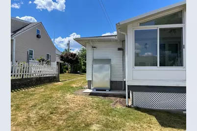 30 Dover Avenue, East Providence, RI 02914 - Photo 41