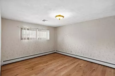 30 Dover Avenue, East Providence, RI 02914 - Photo 21