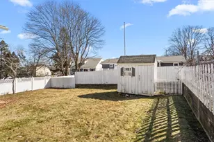 30 Dover Ave, East Providence, RI 02914 - Photo 39