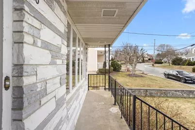 30 Dover Avenue, East Providence, RI 02914 - Photo 5