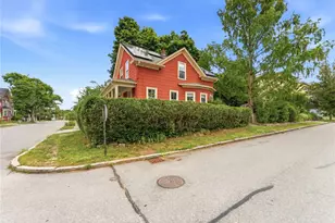 271 Highland Ave, Providence, RI 02906 - Photo 5