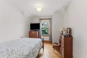 271 Highland Ave, Providence, RI 02906 - Photo 21