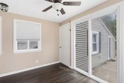 39 Gloria Street, Pawtucket, RI 02861 - Photo 7