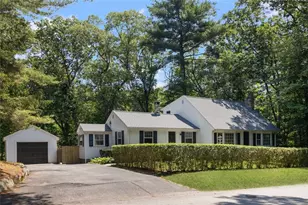 15 Williams Rd, Smithfield, RI 02917 - Photo 1