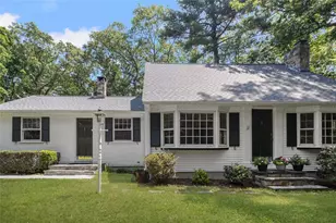15 Williams Rd, Smithfield, RI 02917 - Photo 3