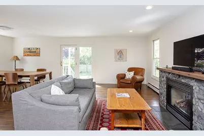 66 Center Avenue, Middletown, RI 02842 - Photo 11