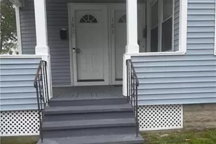 101 Rutherglen Ave, Providence, RI 02907 - Photo 13