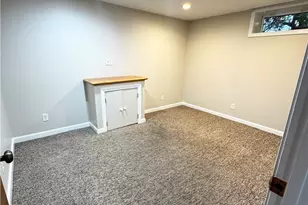 23 Edendale Dr, Lincoln, RI 02865 - Photo 33