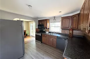 23 Edendale Dr, Lincoln, RI 02865 - Photo 5