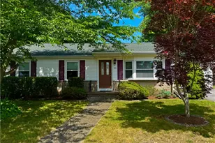23 Edendale Dr, Lincoln, RI 02865 - Photo 3