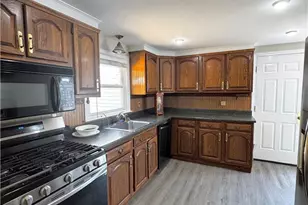 23 Edendale Dr, Lincoln, RI 02865 - Photo 7