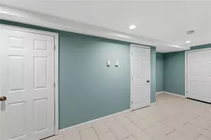 61 Moore St, Providence, RI 02907 - Photo 27