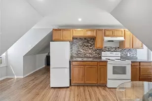 61 Moore St, Providence, RI 02907 - Photo 17