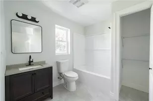 31 Tucker St, Warwick, RI 02886 - Photo 15