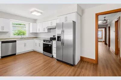 118 Summit Avenue, West Warwick, RI 02893 - Photo 9