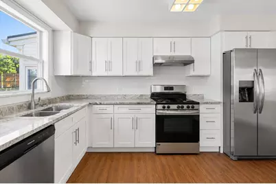 118 Summit Avenue, West Warwick, RI 02893 - Photo 5