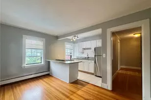 24 Walnut St, Pawtucket, RI 02860 - Photo 33