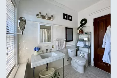 24 Walnut Street, Pawtucket, RI 02860 - Photo 25