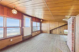 1127 Succotash Rd, Narragansett, RI 02879 - Photo 15