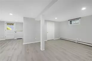 58 Rip Van Winkle Cir, Warwick, RI 02886 - Photo 31