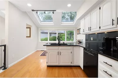 4480 Post Road #7, Warwick, RI 02818 - Photo 13