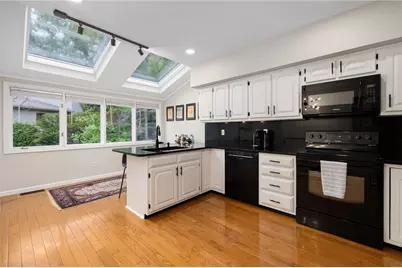 4480 Post Road #7, Warwick, RI 02818 - Photo 11