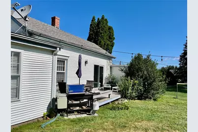 27 South Shore Road, Little Compton, RI 02837 - Photo 19