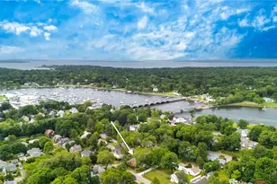 40 South Ln, Barrington, RI 02806 - Photo 3