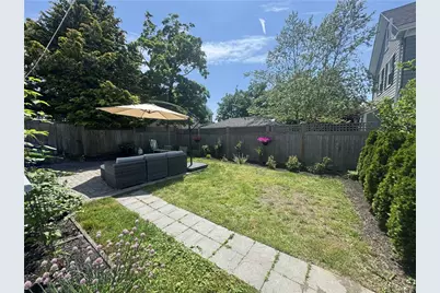 5 Byrnes Street, Newport, RI 02840 - Photo 7