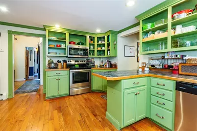 45 High Street, Burrillville, RI 02859 - Photo 11