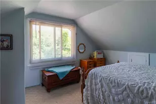 31 Crosshill Dr, Narragansett, RI 02882 - Photo 33