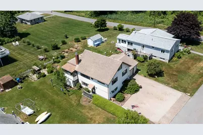 31 Cross Hill Drive, Narragansett, RI 02882 - Photo 3