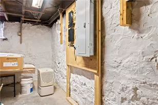 195 Elmore Ave, Woonsocket, RI 02895 - Photo 25