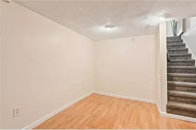 195 Elmore Avenue, Woonsocket, RI 02895 - Photo 21