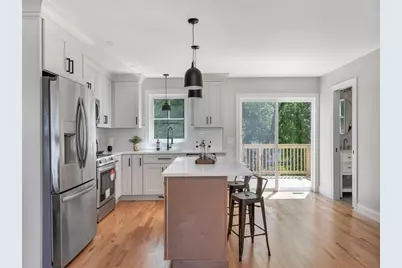 256 Point Avenue, Warwick, RI 02889 - Photo 7