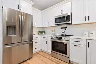 2907 Post Rd, Warwick, RI 02886 - Photo 7