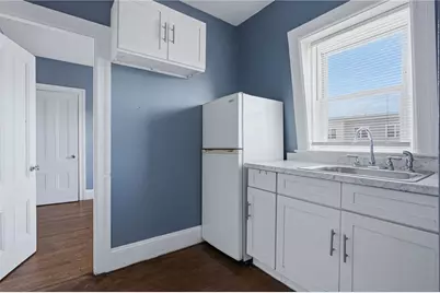 8 Somerset Street, Providence, RI 02907 - Photo 13