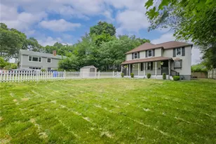 38 Padelford Ave, East Providence, RI 02915 - Photo 3