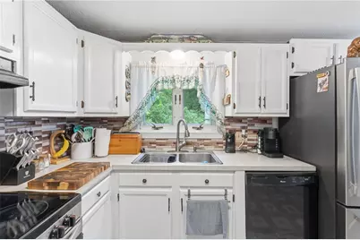 342 Switch Road, Richmond, RI 02832 - Photo 7