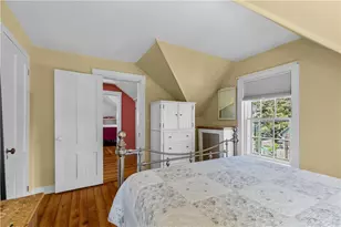 58 Second St, Newport, RI 02840 - Photo 27