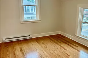 60 Maple Ave, Barrington, RI 02806 - Photo 9