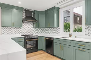 6 Potter St, Newport, RI 02840 - Photo 5