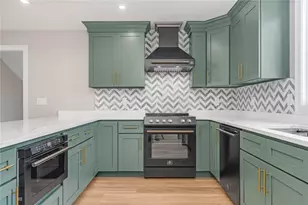 6 Potter St, Newport, RI 02840 - Photo 3